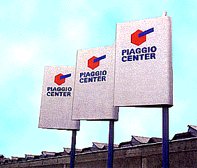 Piaggio Center cartello